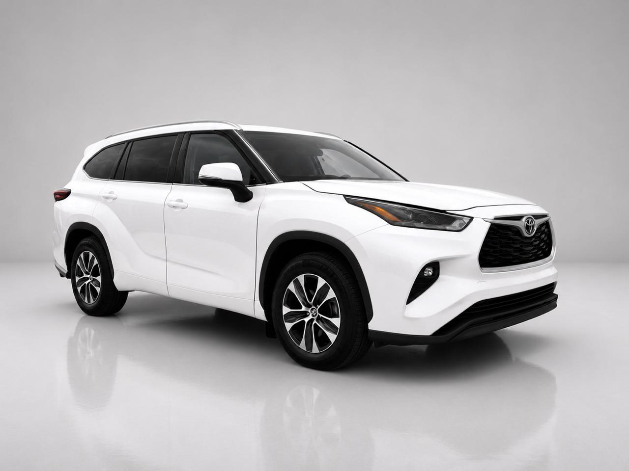 Toyota Highlander XLE 2022