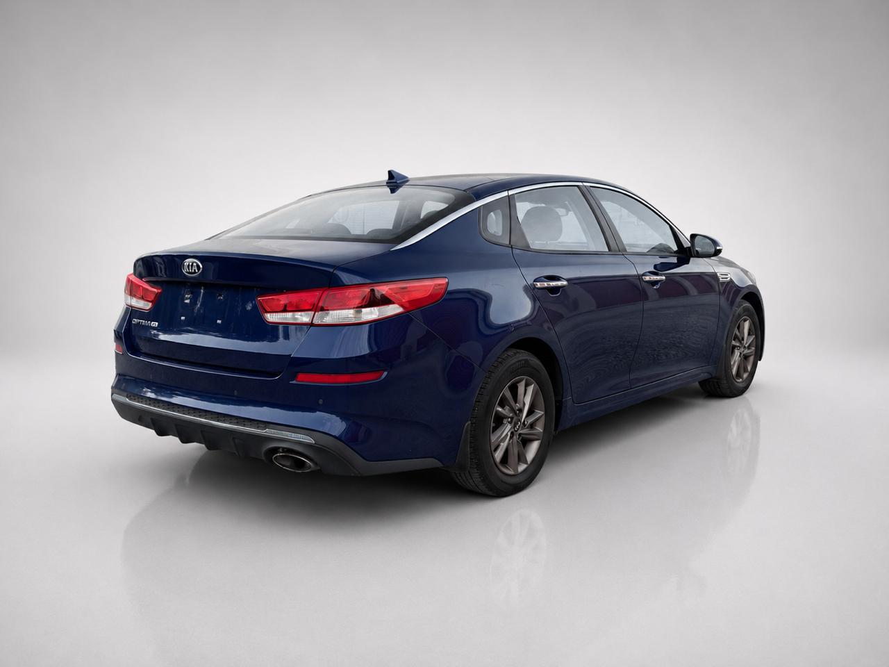 Kia Optima  2020