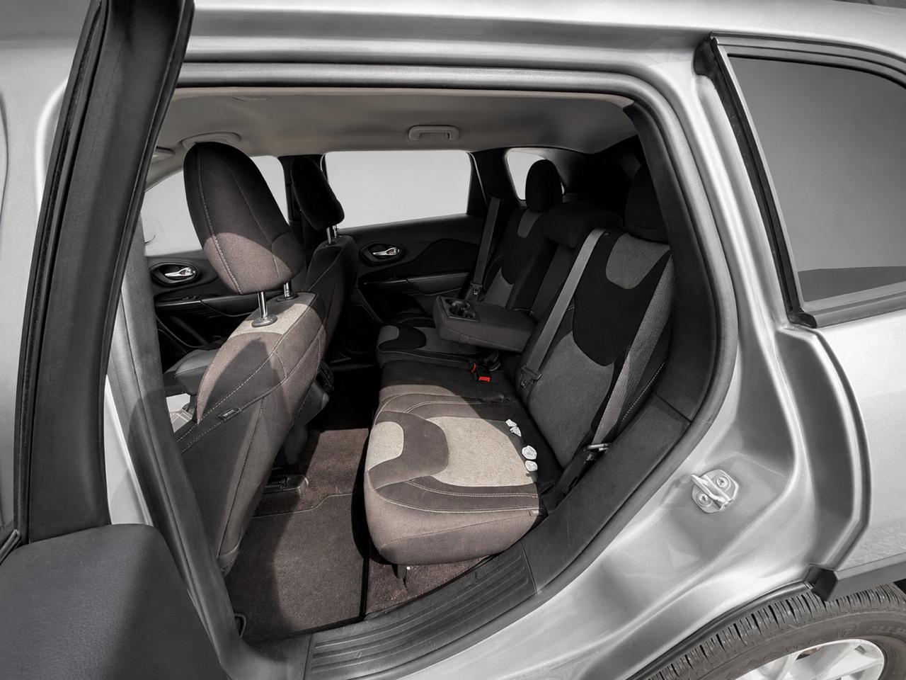 Jeep Cherokee  2016