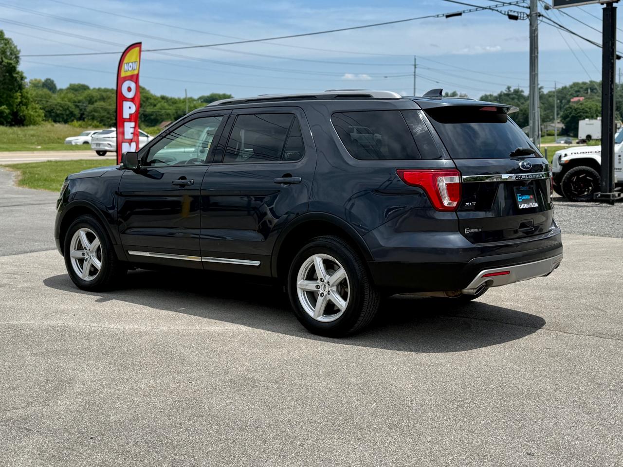 Ford Explorer XLT 4WD 2017