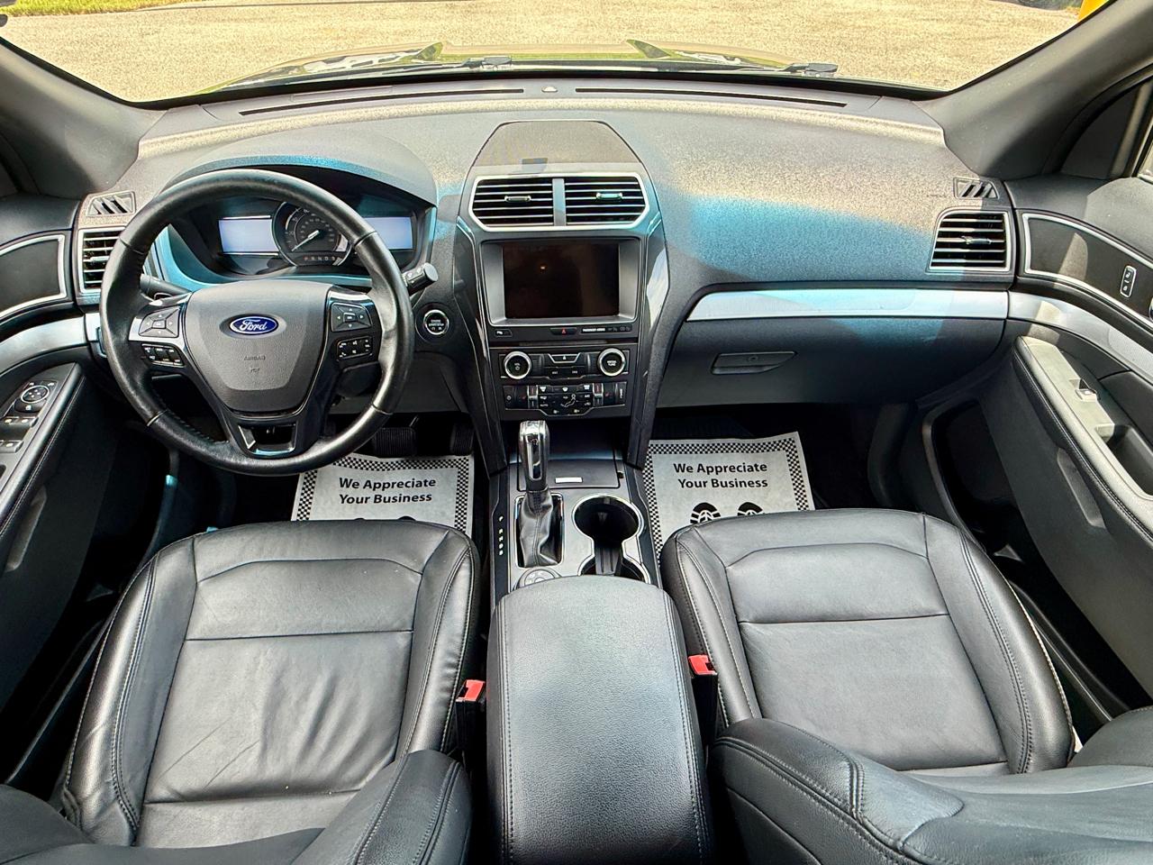Ford Explorer XLT 4WD 2017