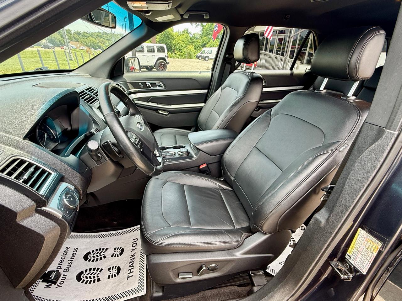 Ford Explorer XLT 4WD 2017