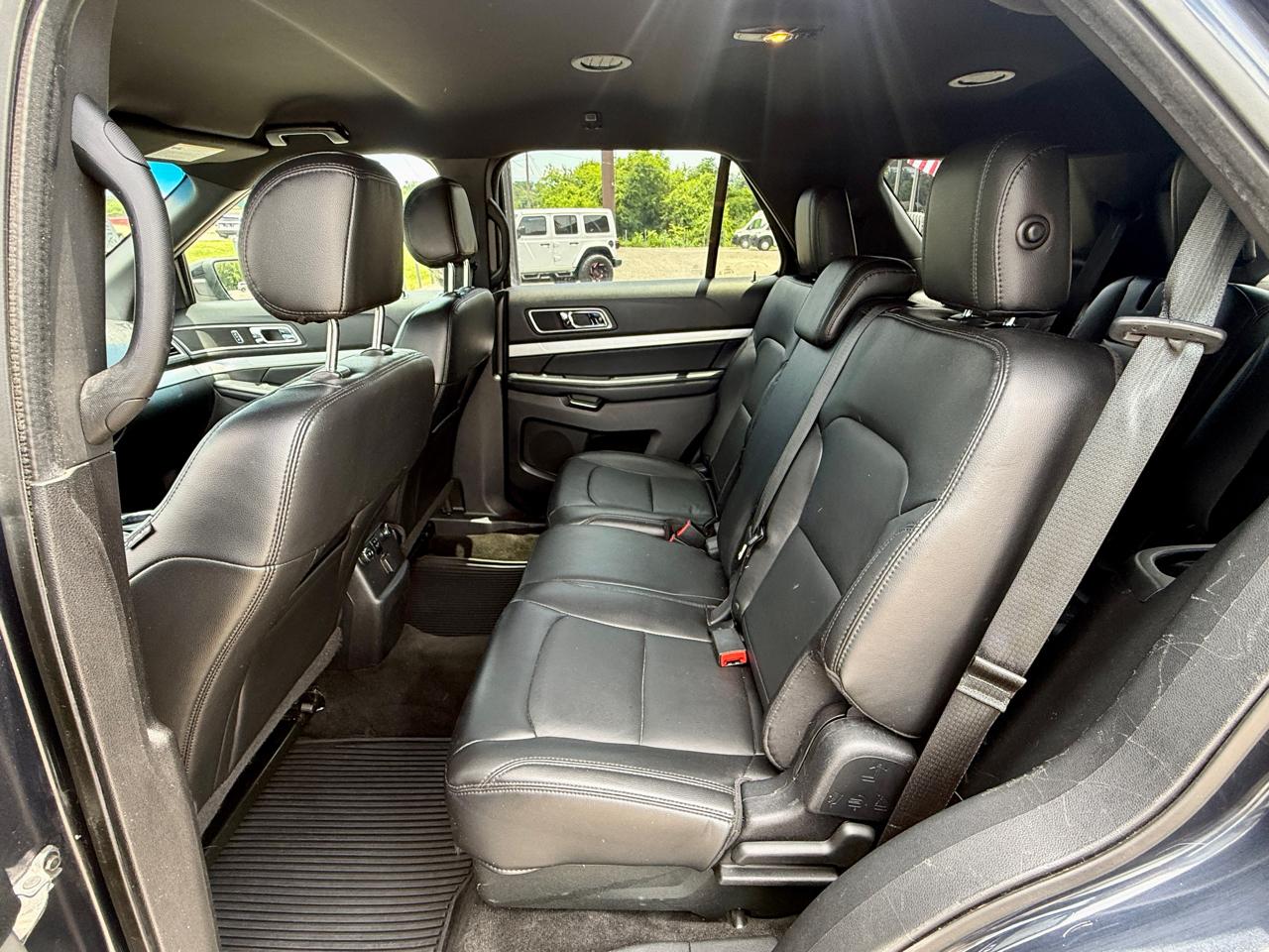 Ford Explorer XLT 4WD 2017