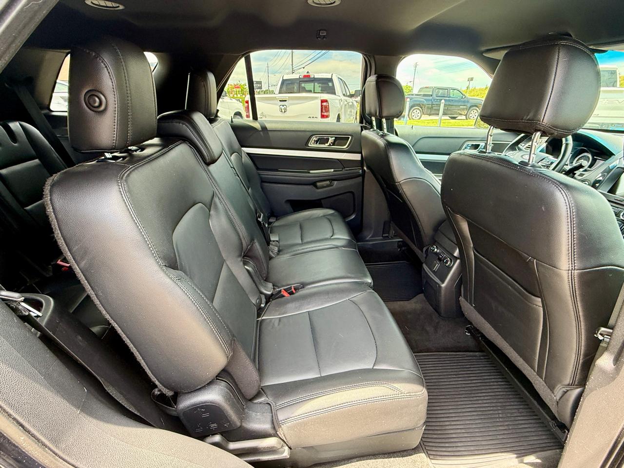 Ford Explorer XLT 4WD 2017