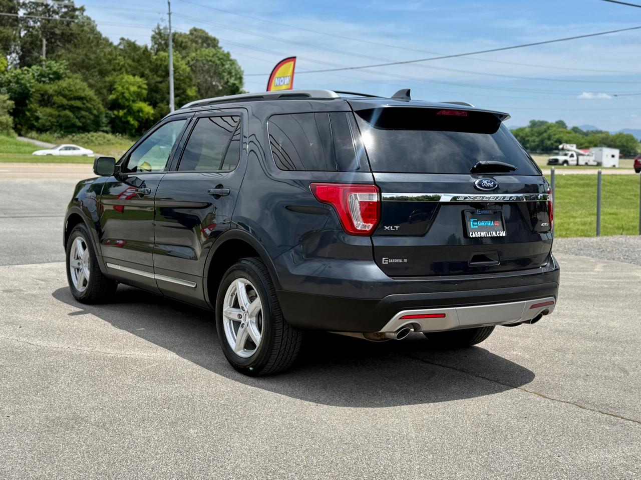 Ford Explorer XLT 4WD 2017