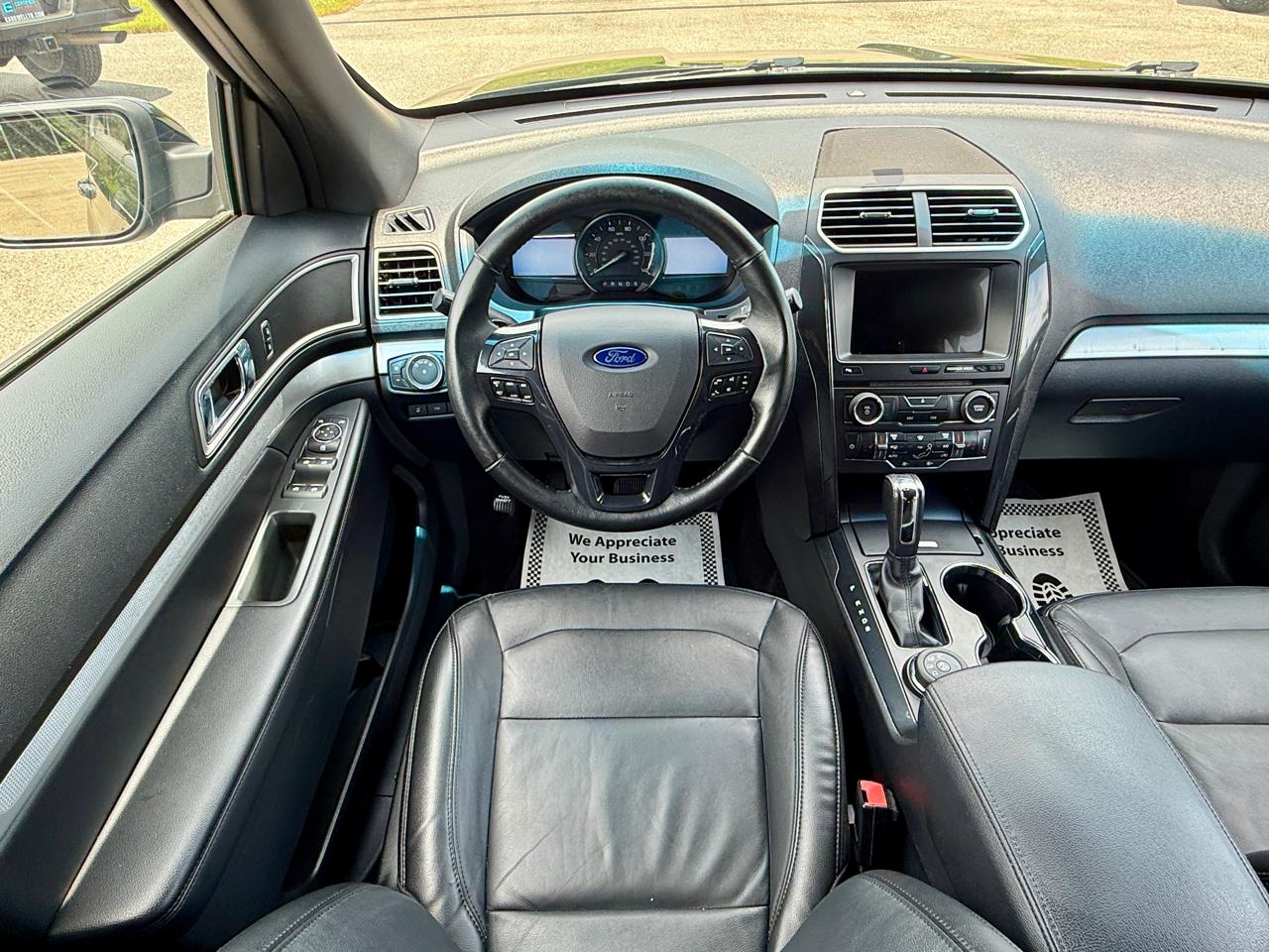 Ford Explorer XLT 4WD 2017