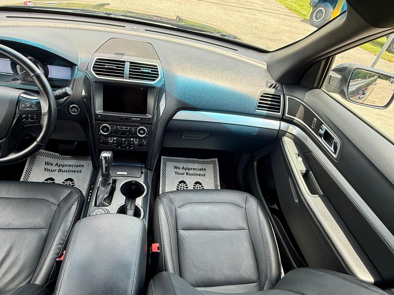 Ford Explorer XLT 4WD 2017