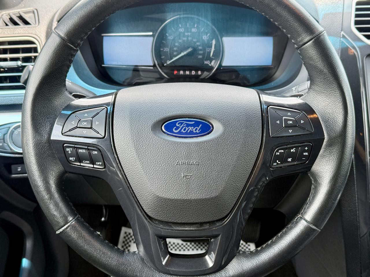Ford Explorer XLT 4WD 2017