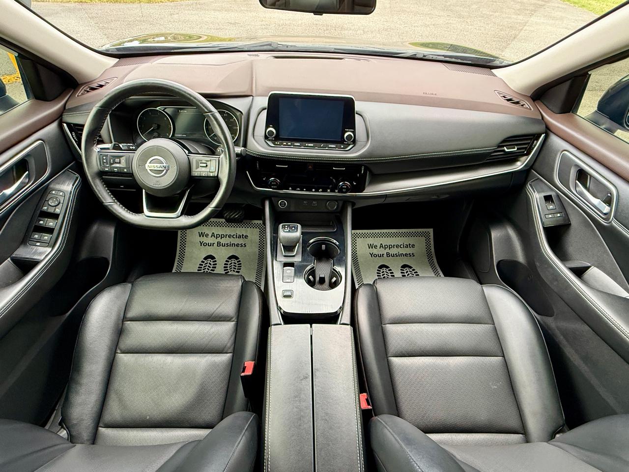 Nissan Rogue  2021