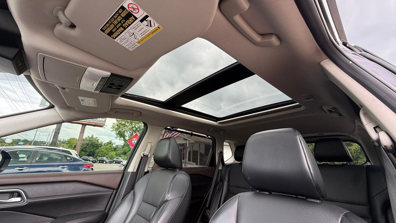 Nissan Rogue  2021