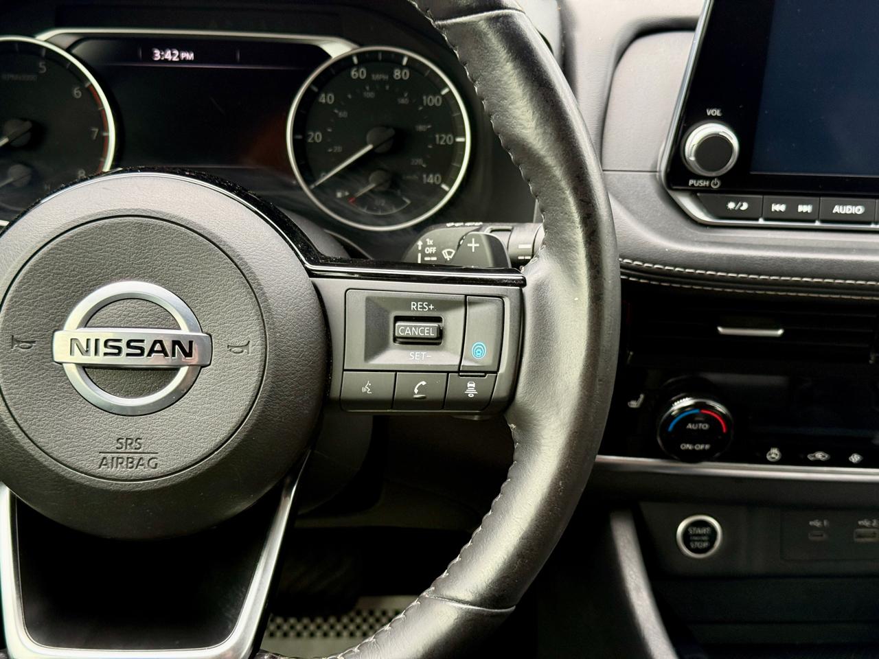 Nissan Rogue  2021
