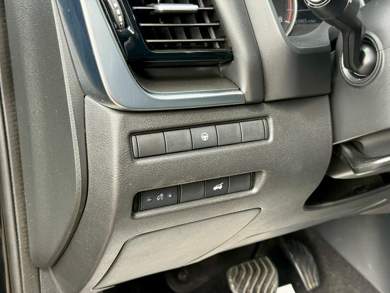Nissan Rogue  2021