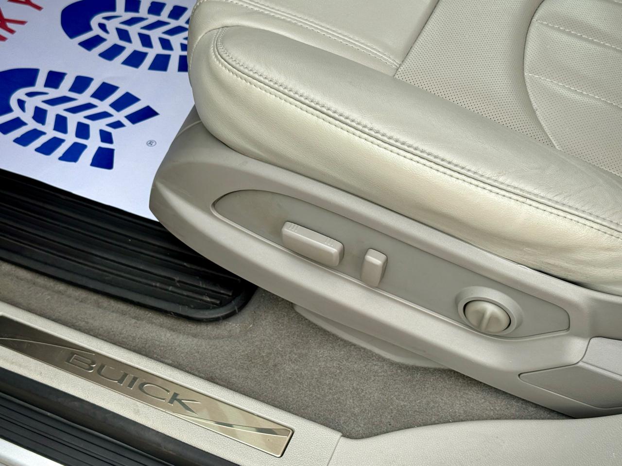Buick Enclave  2017