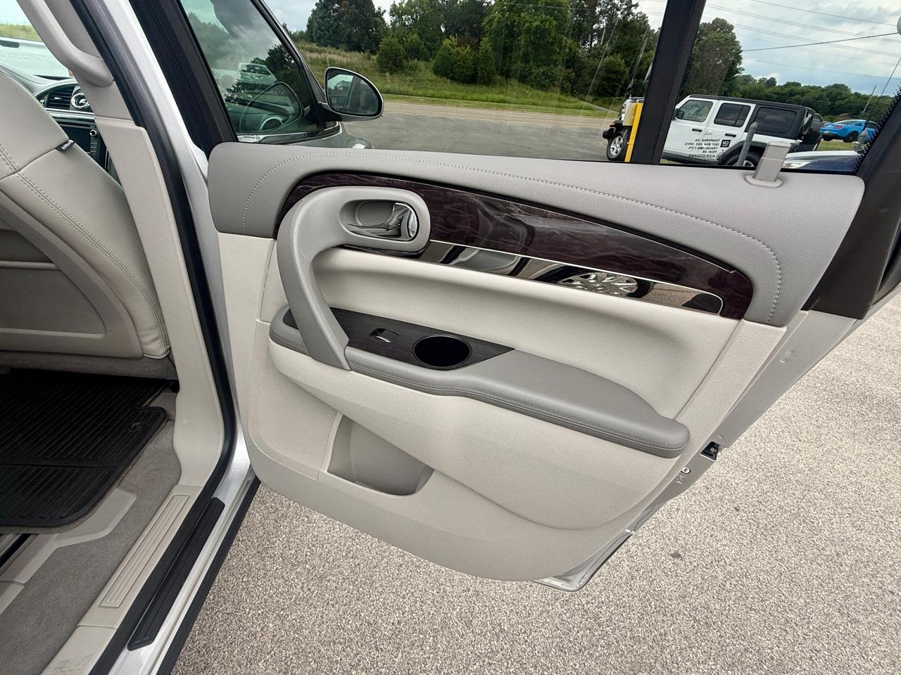Buick Enclave  2017