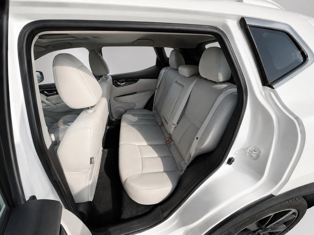 Nissan Rogue Sport  2018