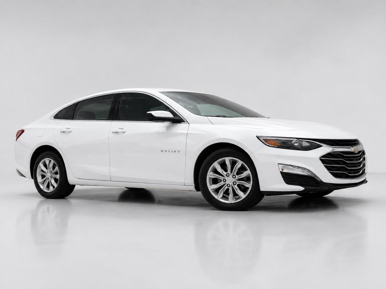 White 2021 Chevrolet Malibu Sedan Front-Wheel Drive Continuously Variable Transmission
