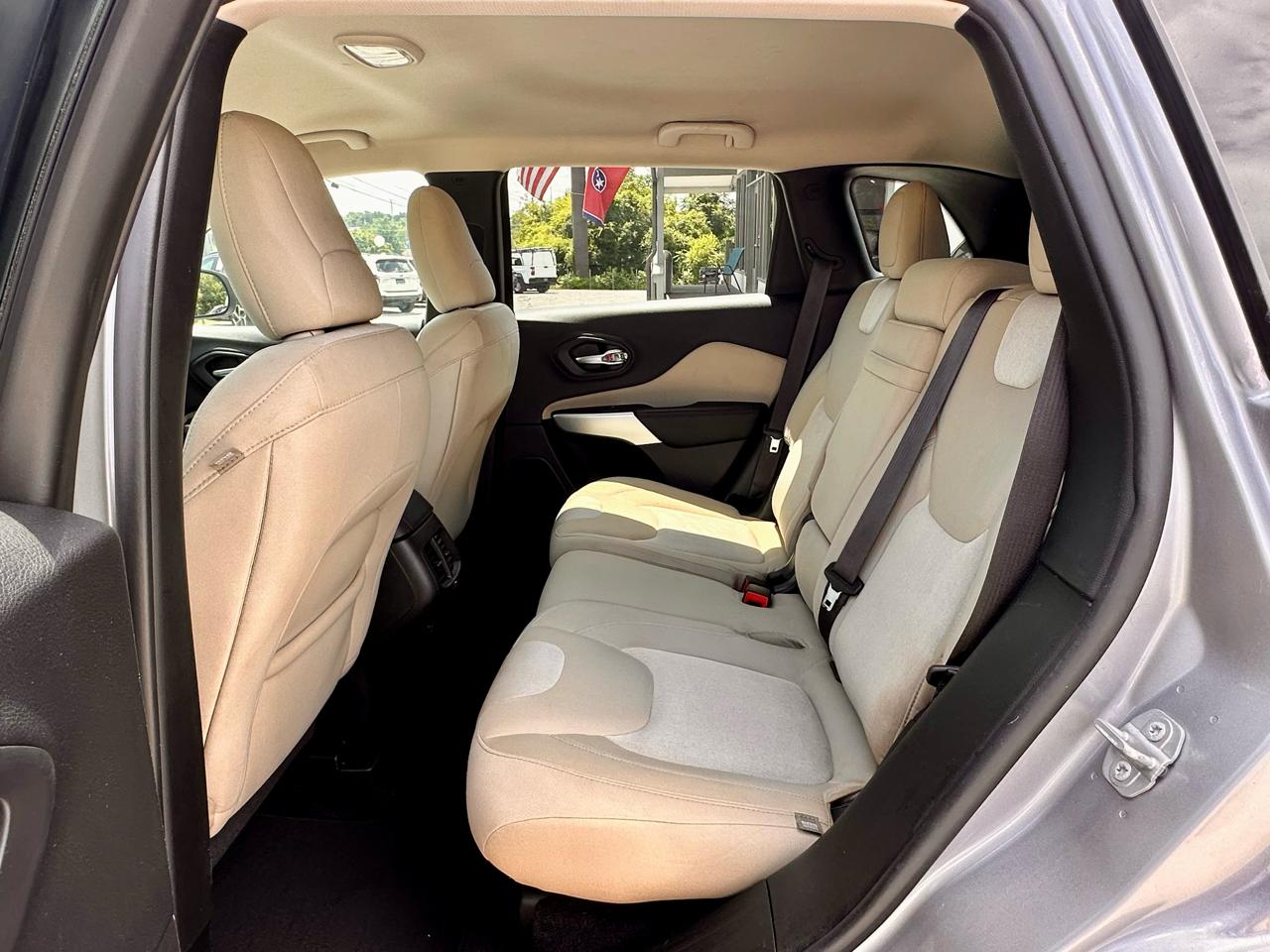 Jeep Cherokee Latitude 4WD 2018