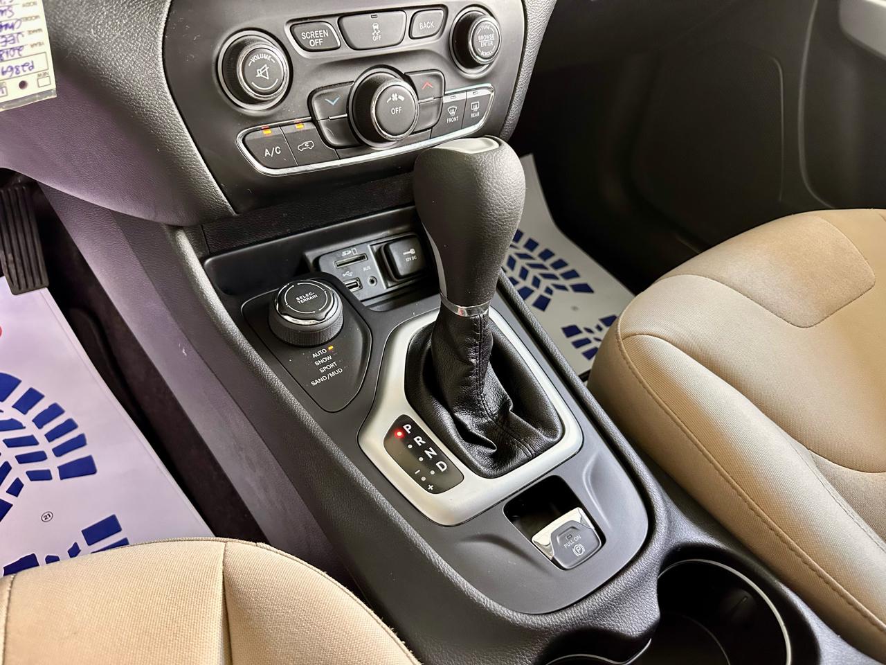 Jeep Cherokee Latitude 4WD 2018