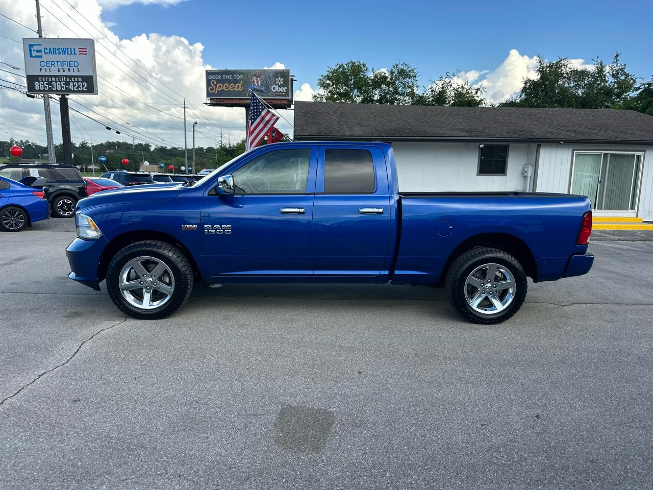 RAM 1500 4WD Quad Cab 140.5" Express 2015