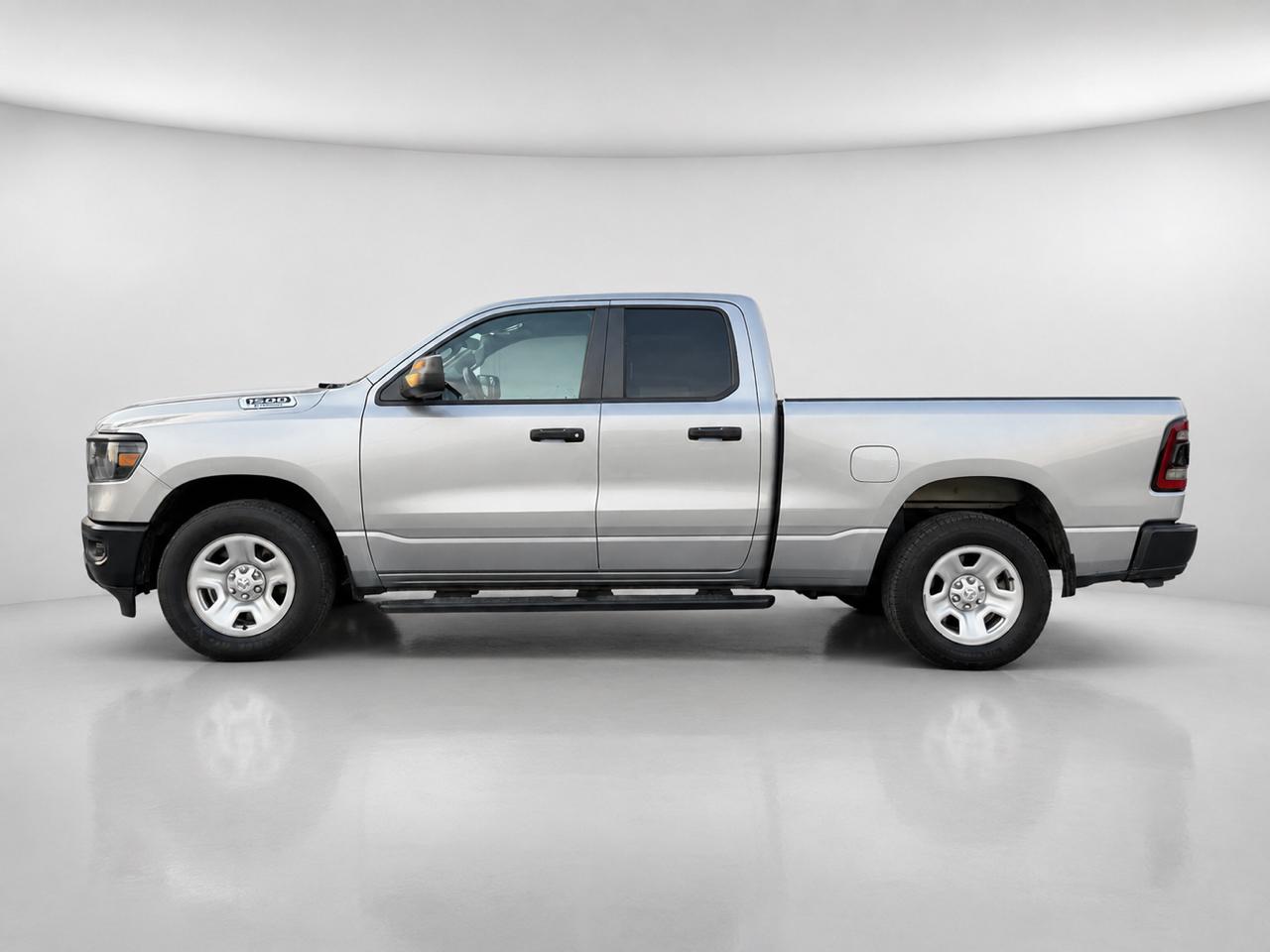 RAM 1500 Tradesman 4x4 Quad Cab 6'4" Box 2023