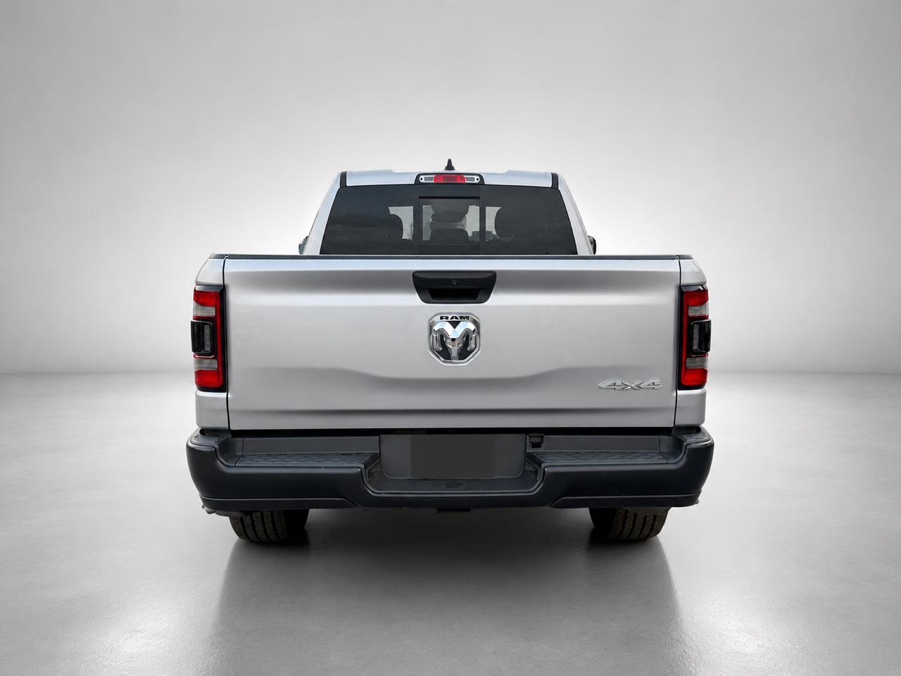 RAM 1500 Tradesman 4x4 Quad Cab 6'4" Box 2023