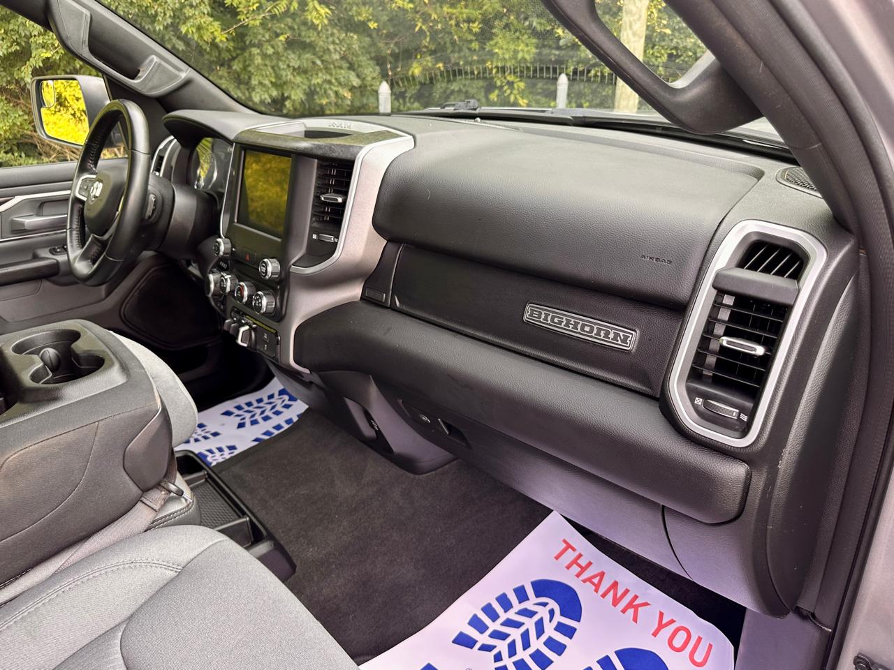 RAM 1500 Big Horn 4x4 Quad Cab 6'4" Box 2022