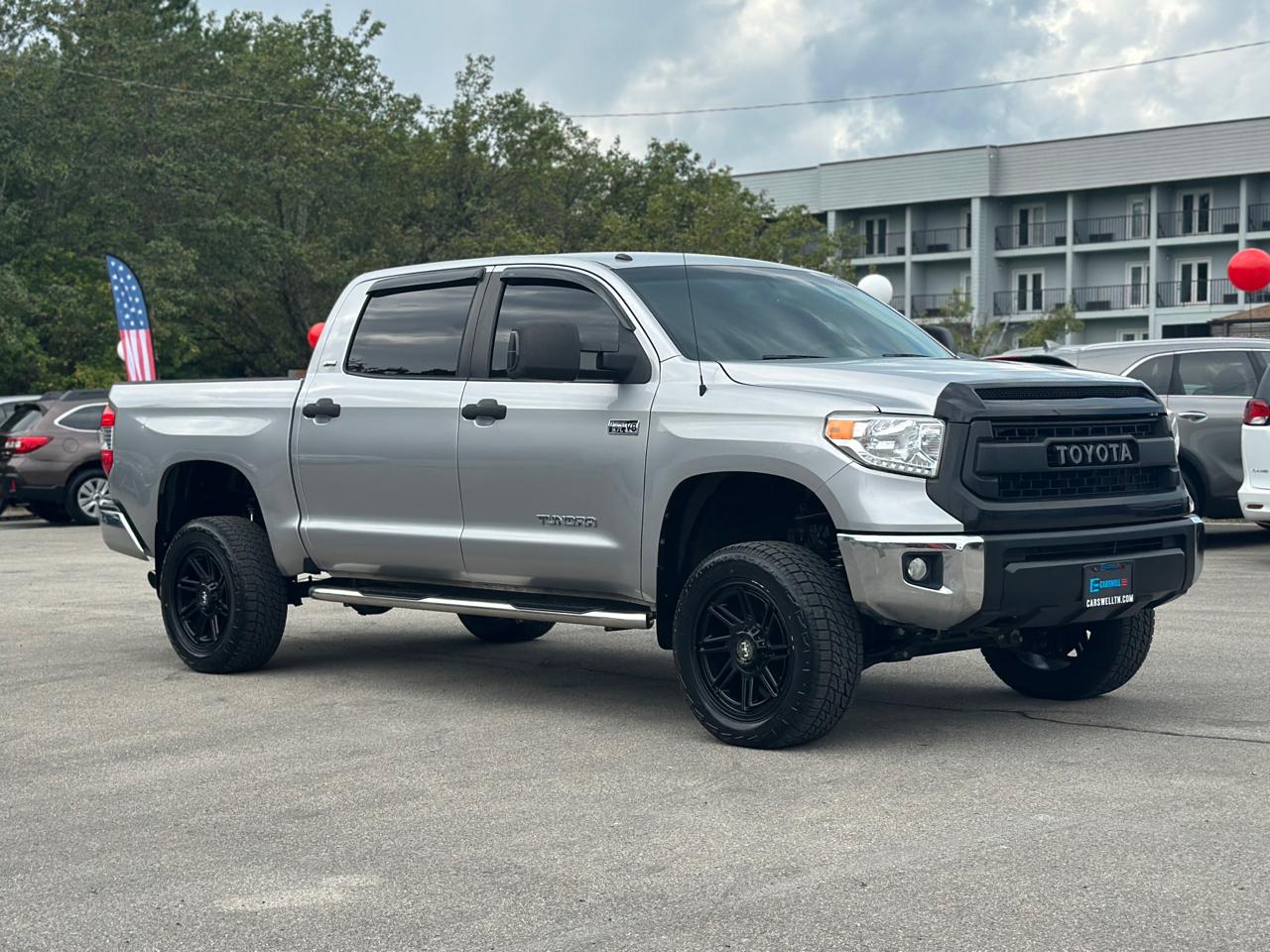 Toyota Tundra 4WD Truck  2016
