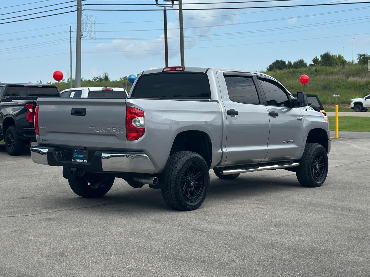 Toyota Tundra 4WD Truck  2016