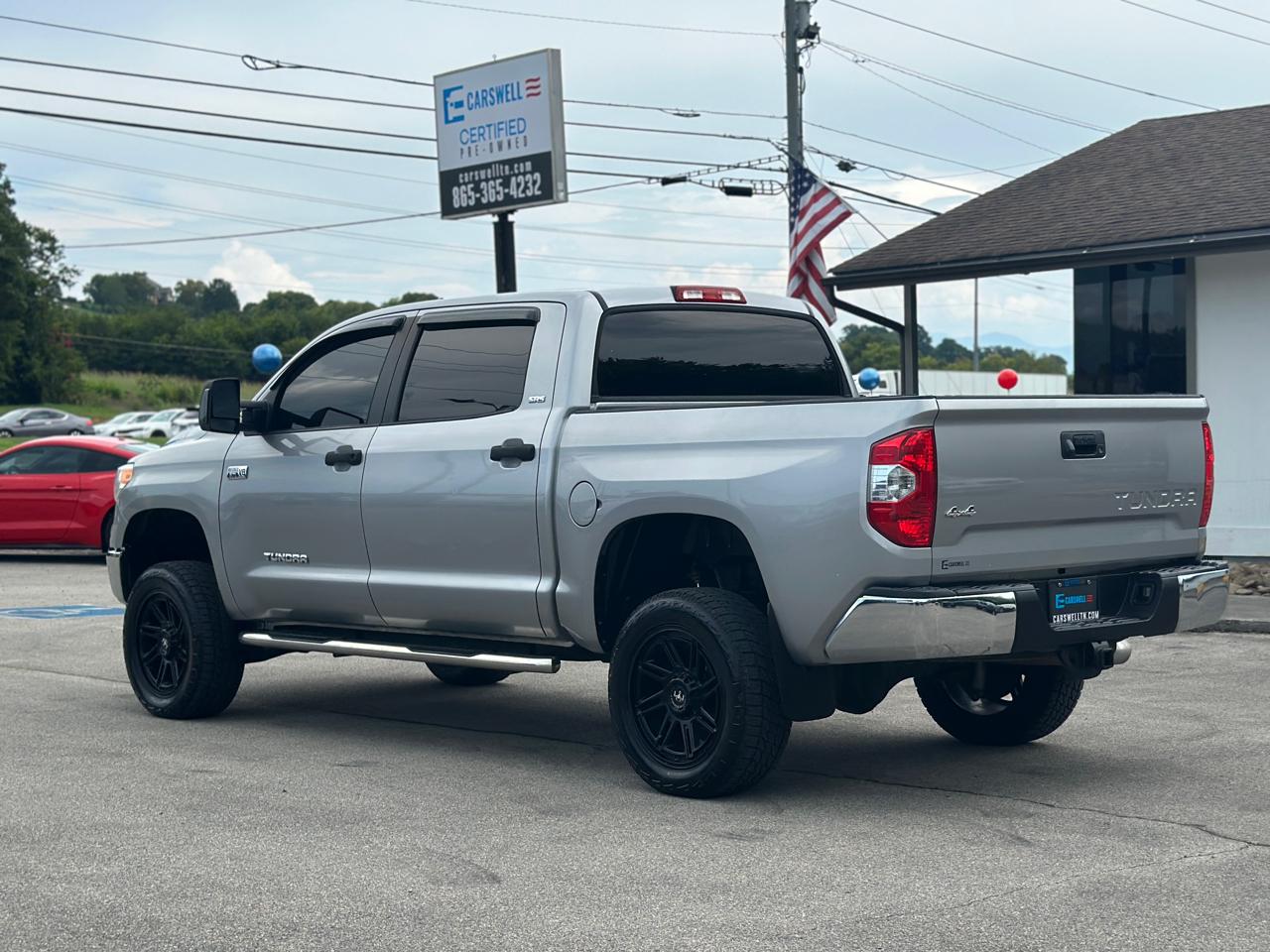 Toyota Tundra 4WD Truck  2016