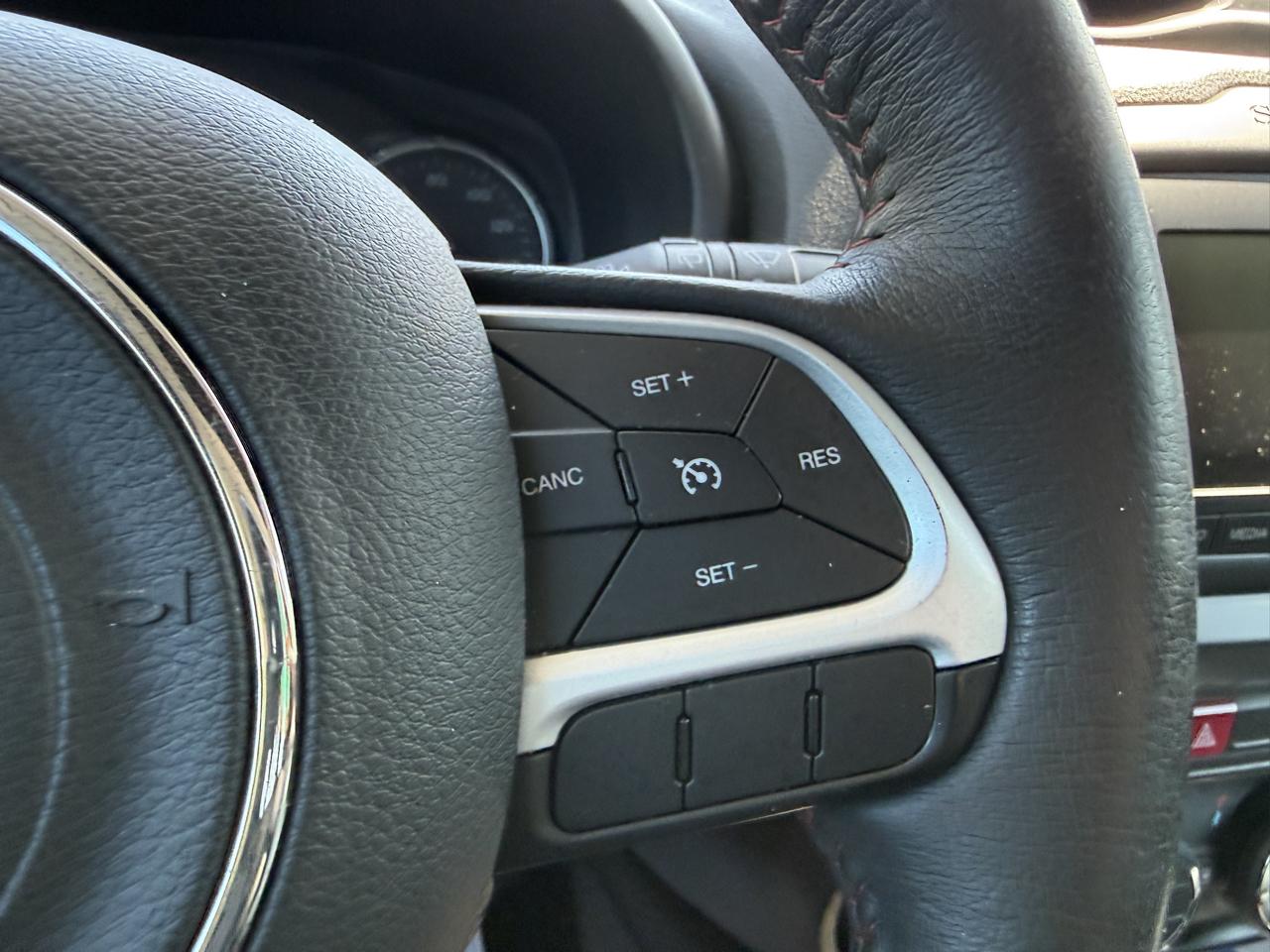 Jeep Renegade Trailhawk 4WD 2015
