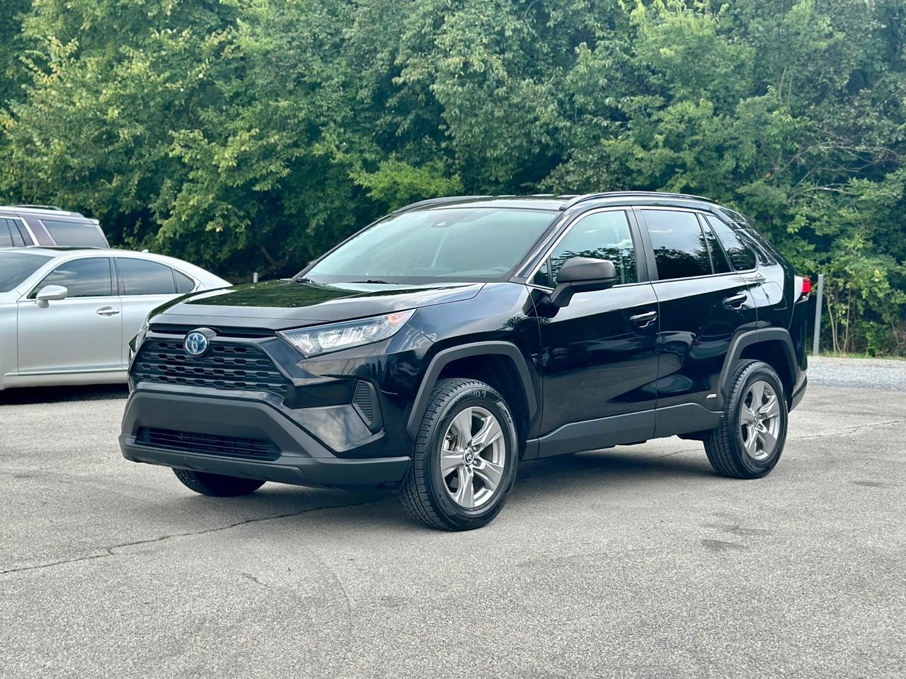 Toyota RAV4 LE AWD 2022
