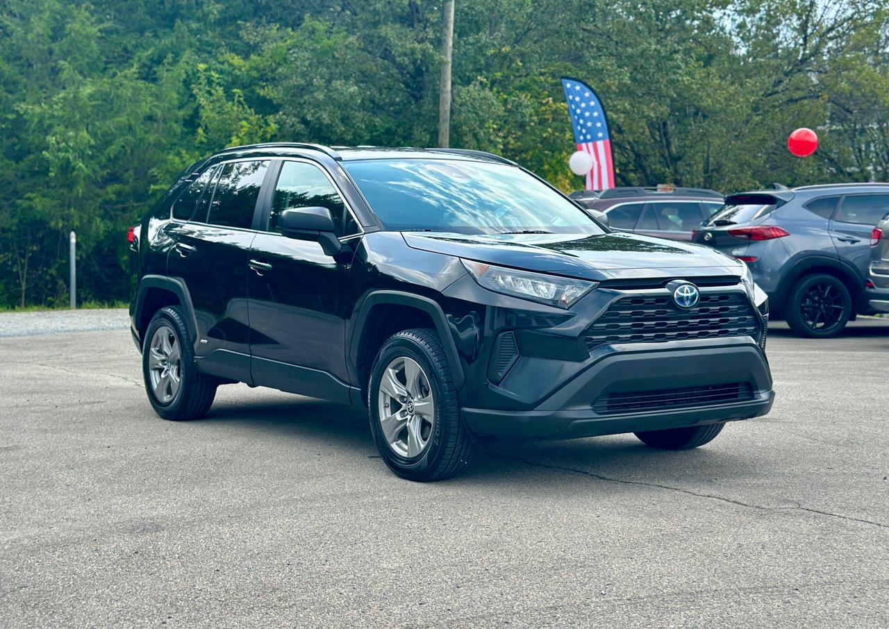 Toyota RAV4 LE AWD 2022