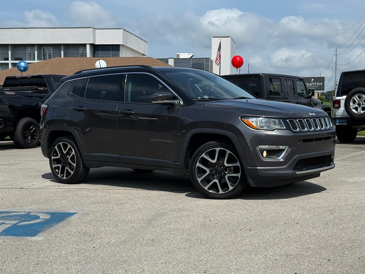 2018 Jeep Compass Gris SUV/Crossover Tracción delantera 6 velocidades Automática