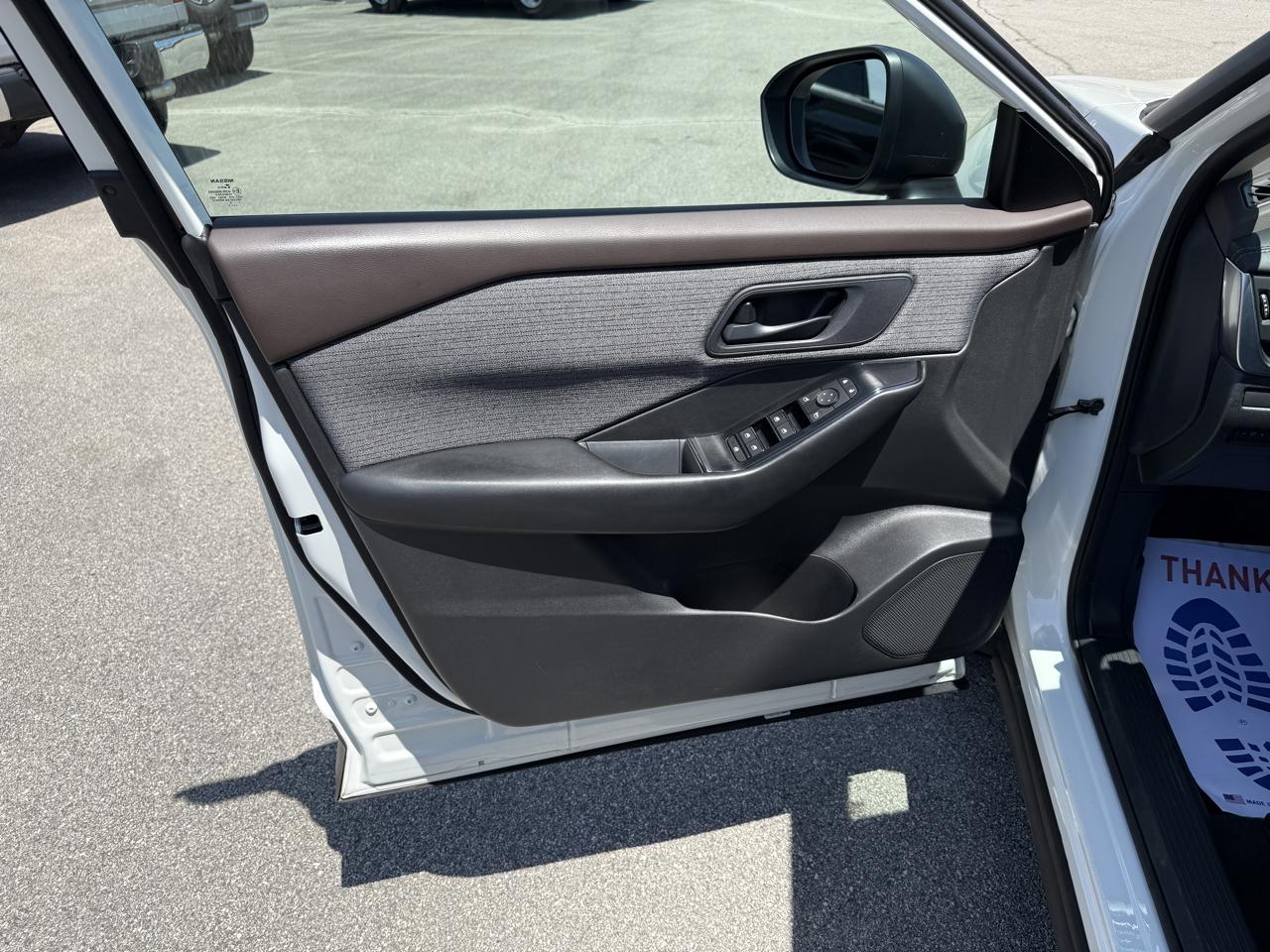Nissan Rogue S AWD 2023