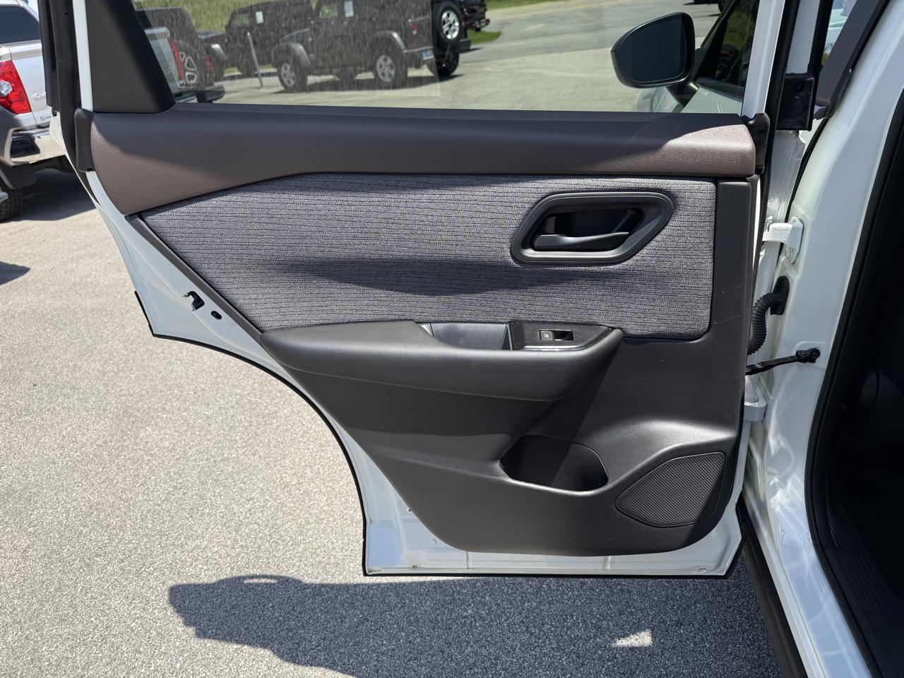 Nissan Rogue S AWD 2023