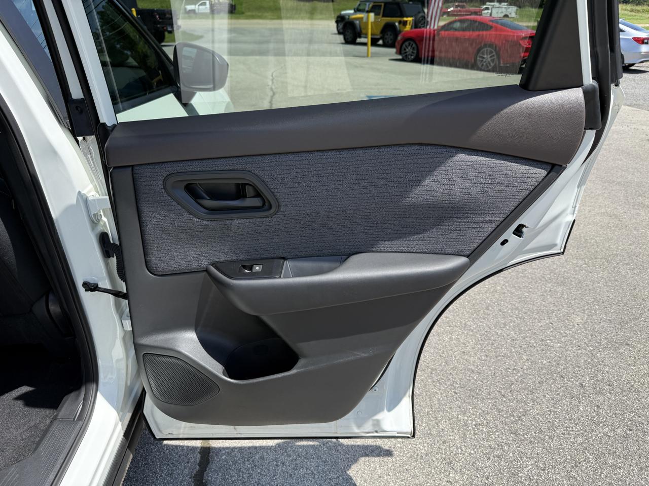 Nissan Rogue S AWD 2023