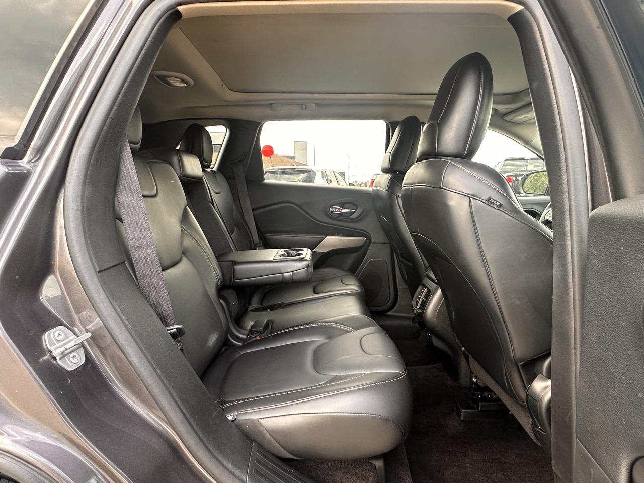 Jeep Cherokee Limited 4WD 2018
