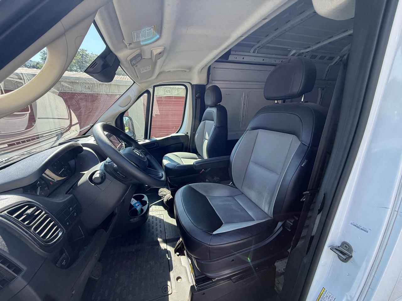 RAM ProMaster Cargo Van Tradesman 2500 High Roof 136" WB w/Pass Seat 2024