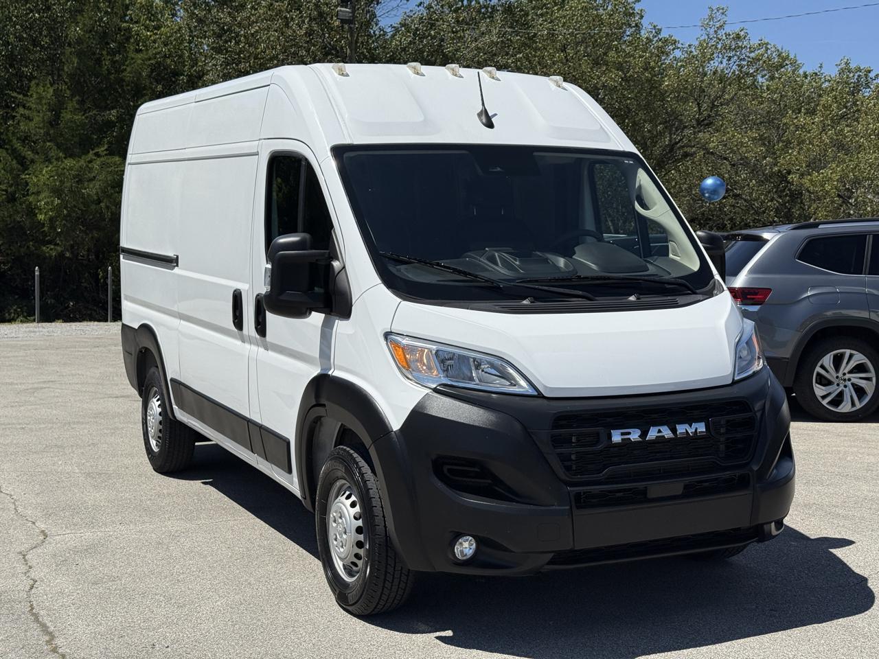RAM ProMaster Cargo Van Tradesman 2500 High Roof 136" WB w/Pass Seat 2024