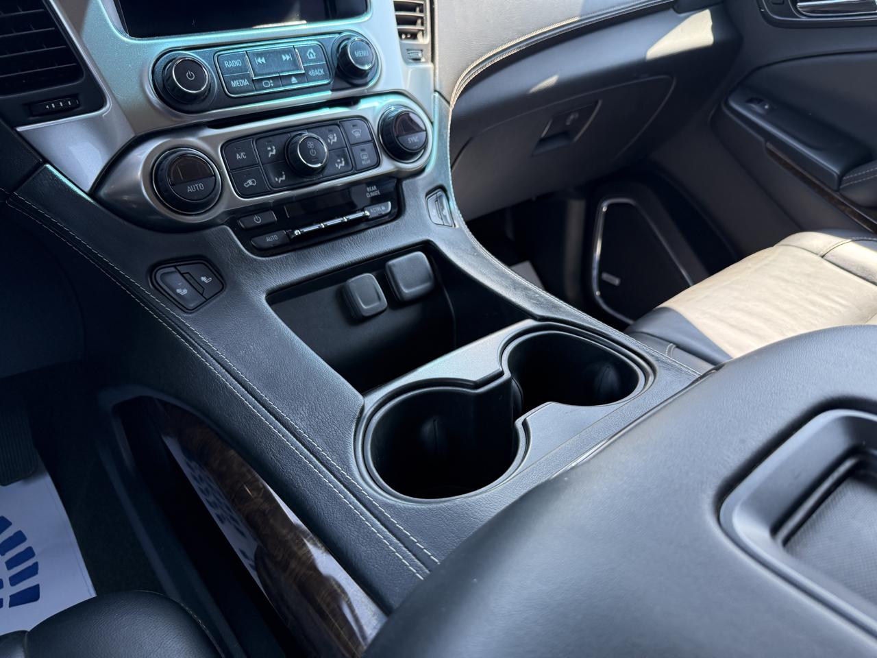 Chevrolet Tahoe 4WD 4dr LT 2018