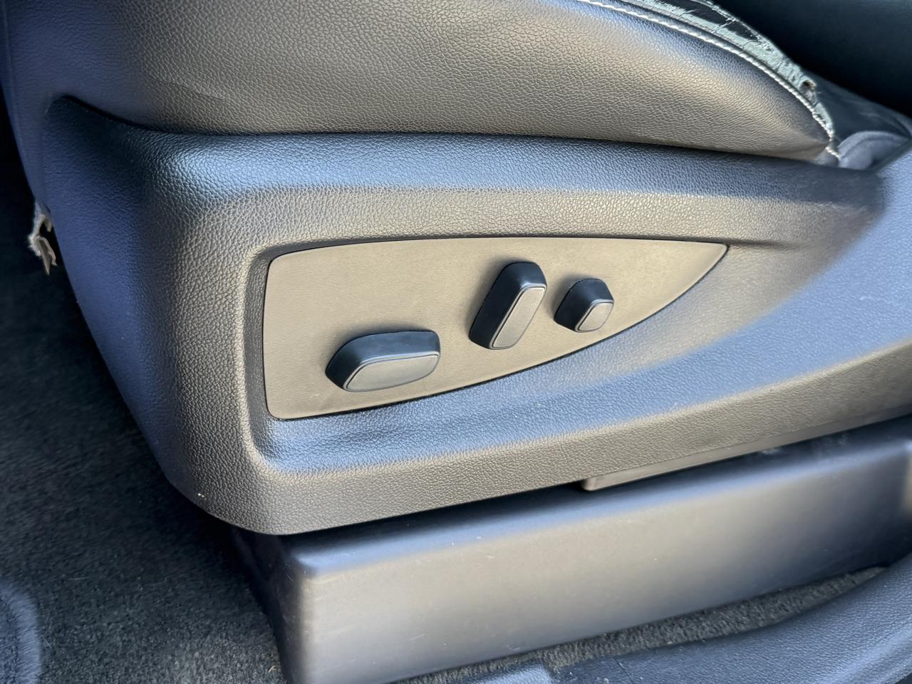 Chevrolet Tahoe 4WD 4dr LT 2018