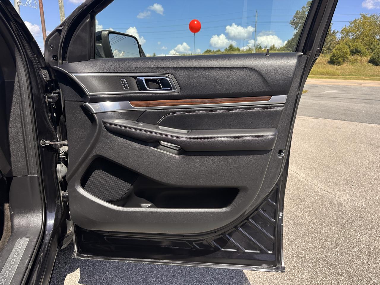Ford Explorer Limited 4WD 2016