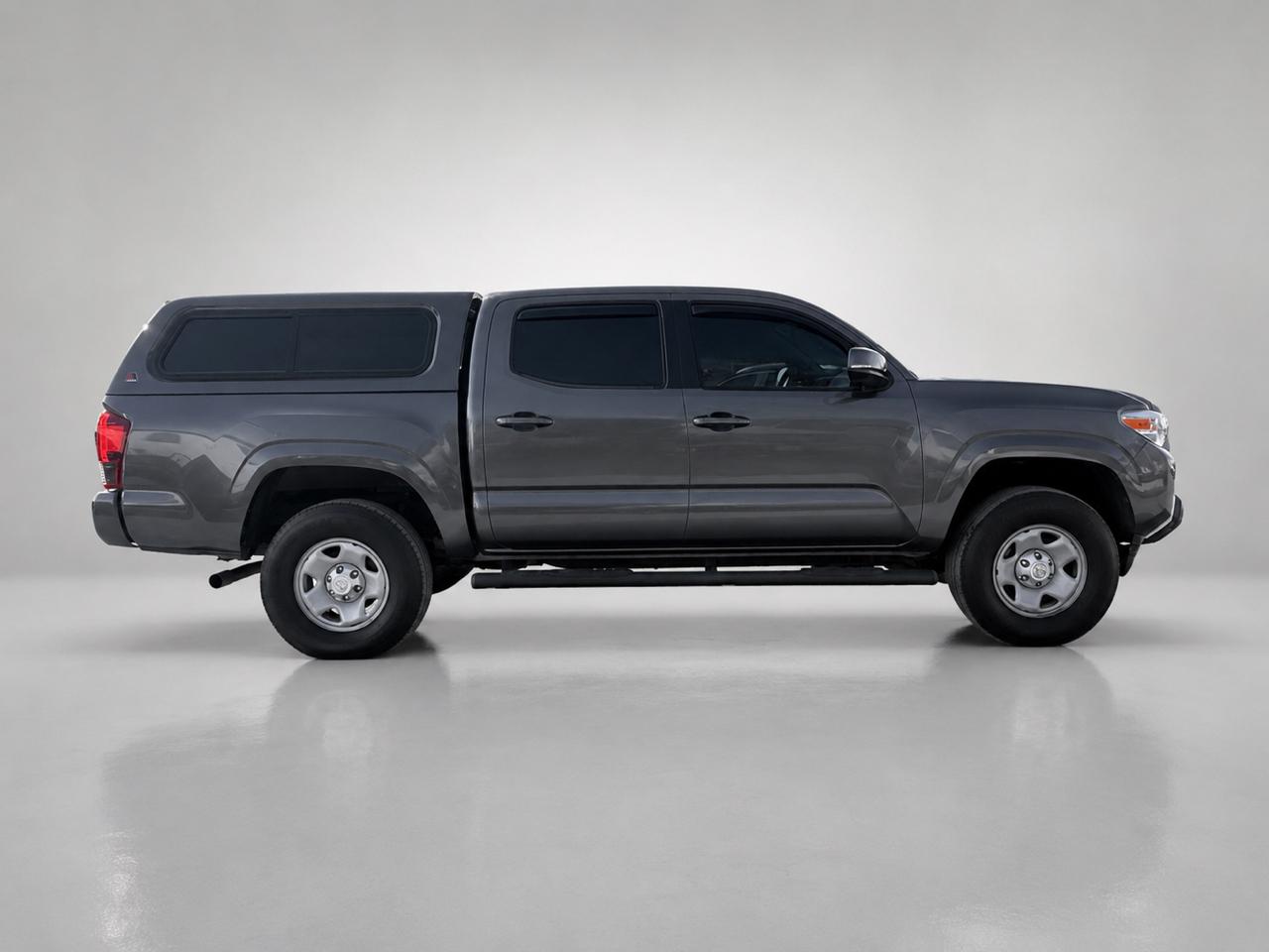 Toyota Tacoma SR Double Cab 5' Bed I4 4x2 AT (Natl) 2018