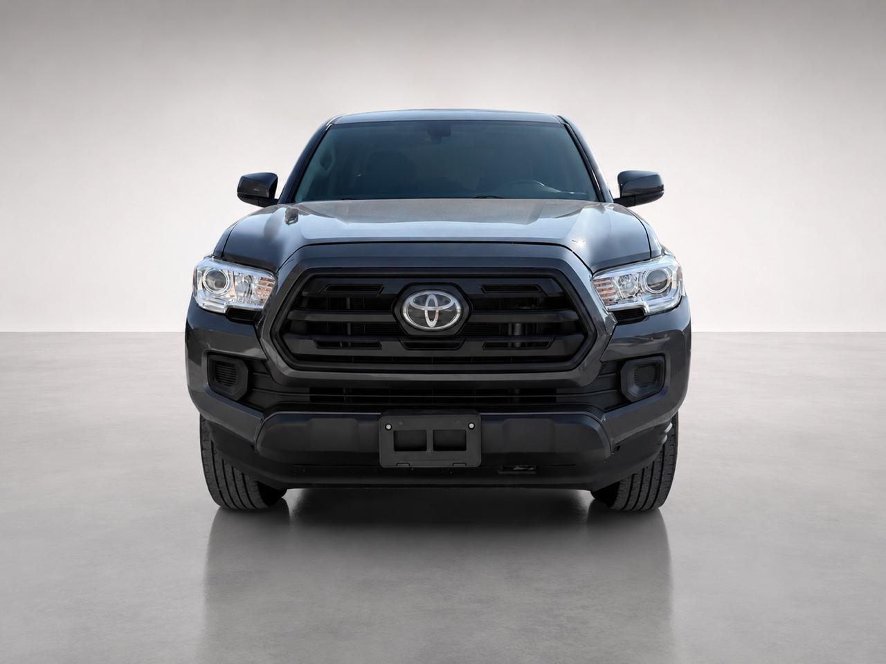 Toyota Tacoma SR Double Cab 5' Bed I4 4x2 AT (Natl) 2018