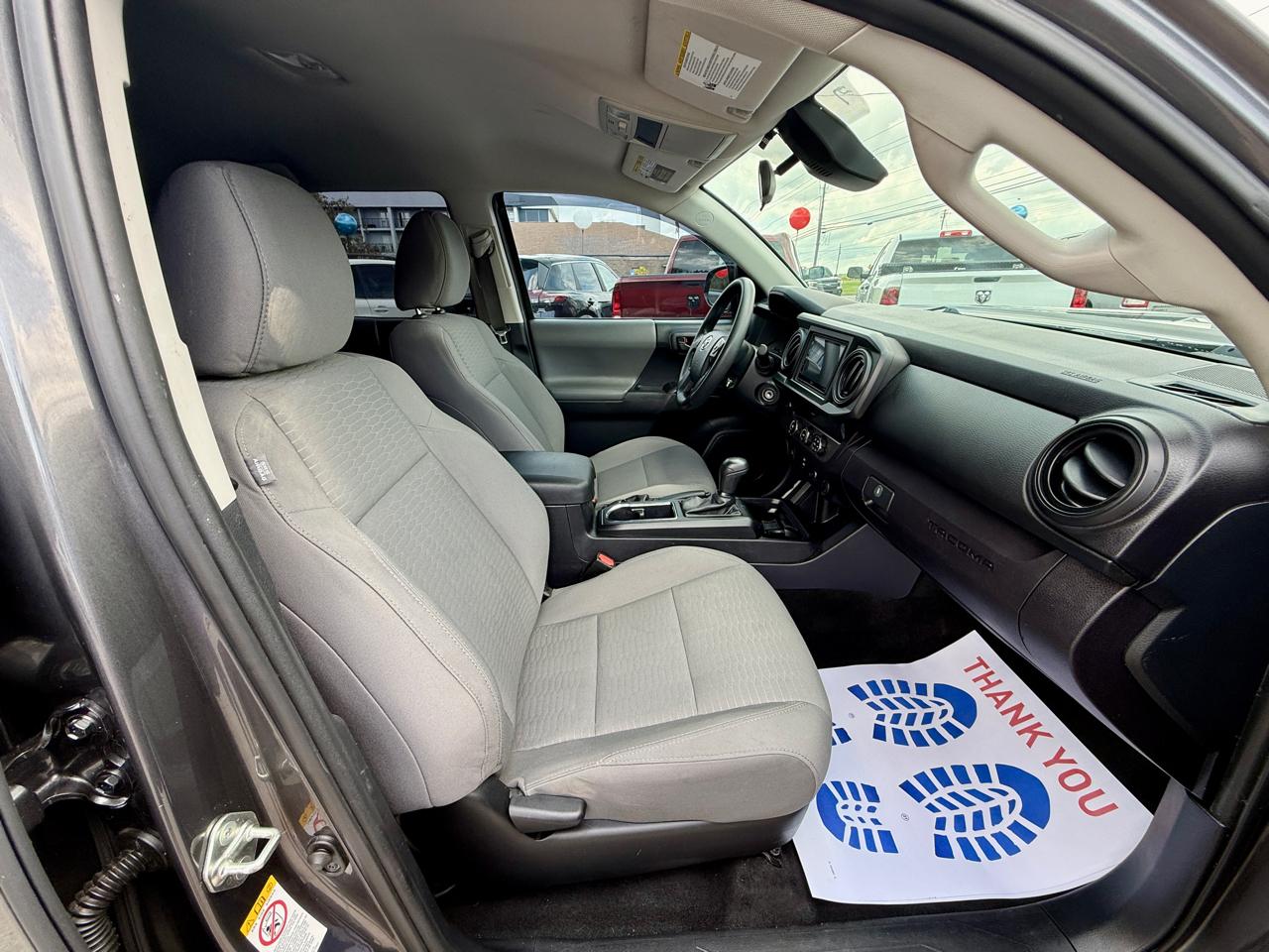Toyota Tacoma SR Double Cab 5' Bed I4 4x2 AT (Natl) 2018