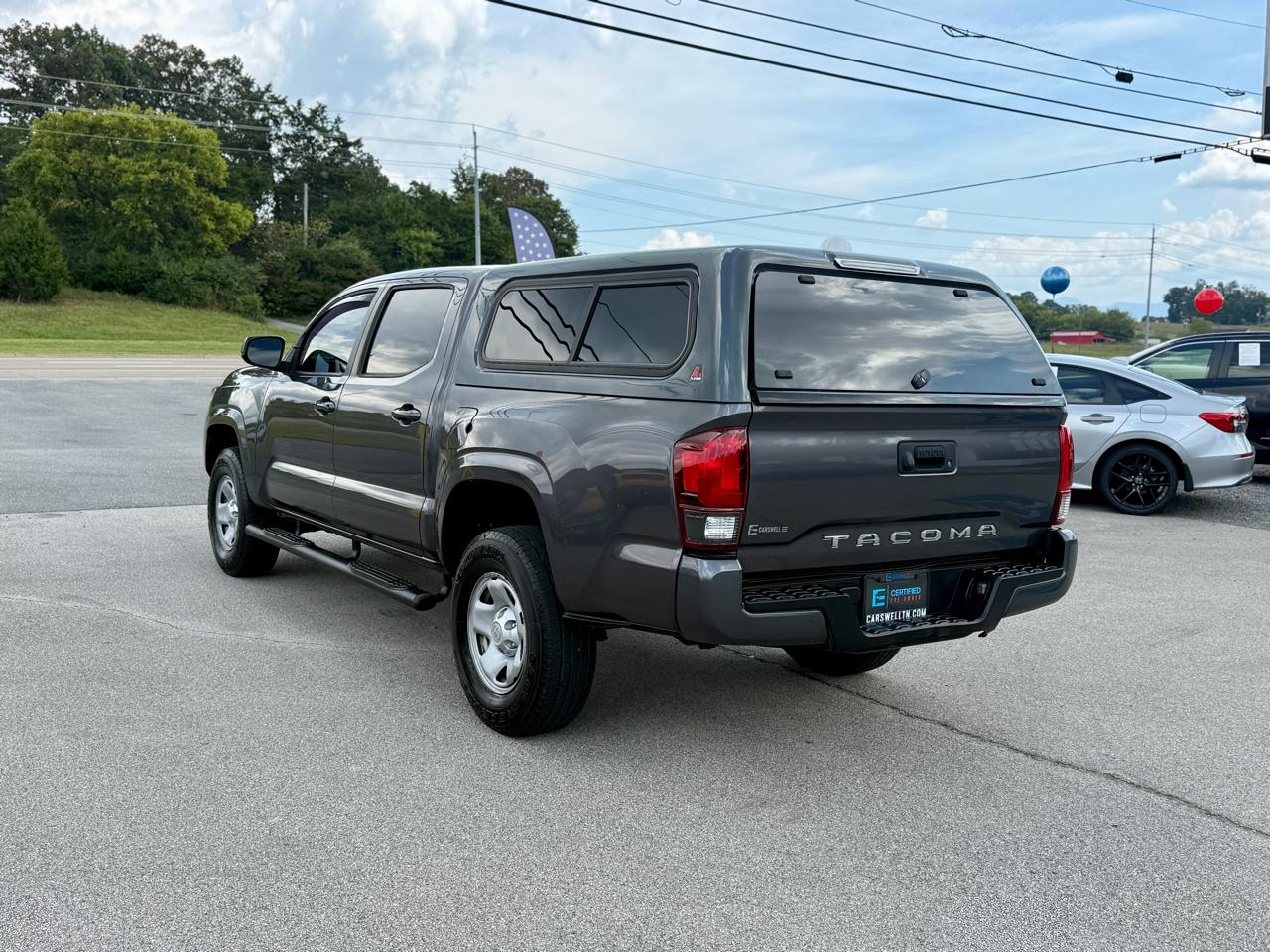 Toyota Tacoma SR Double Cab 5' Bed I4 4x2 AT (Natl) 2018