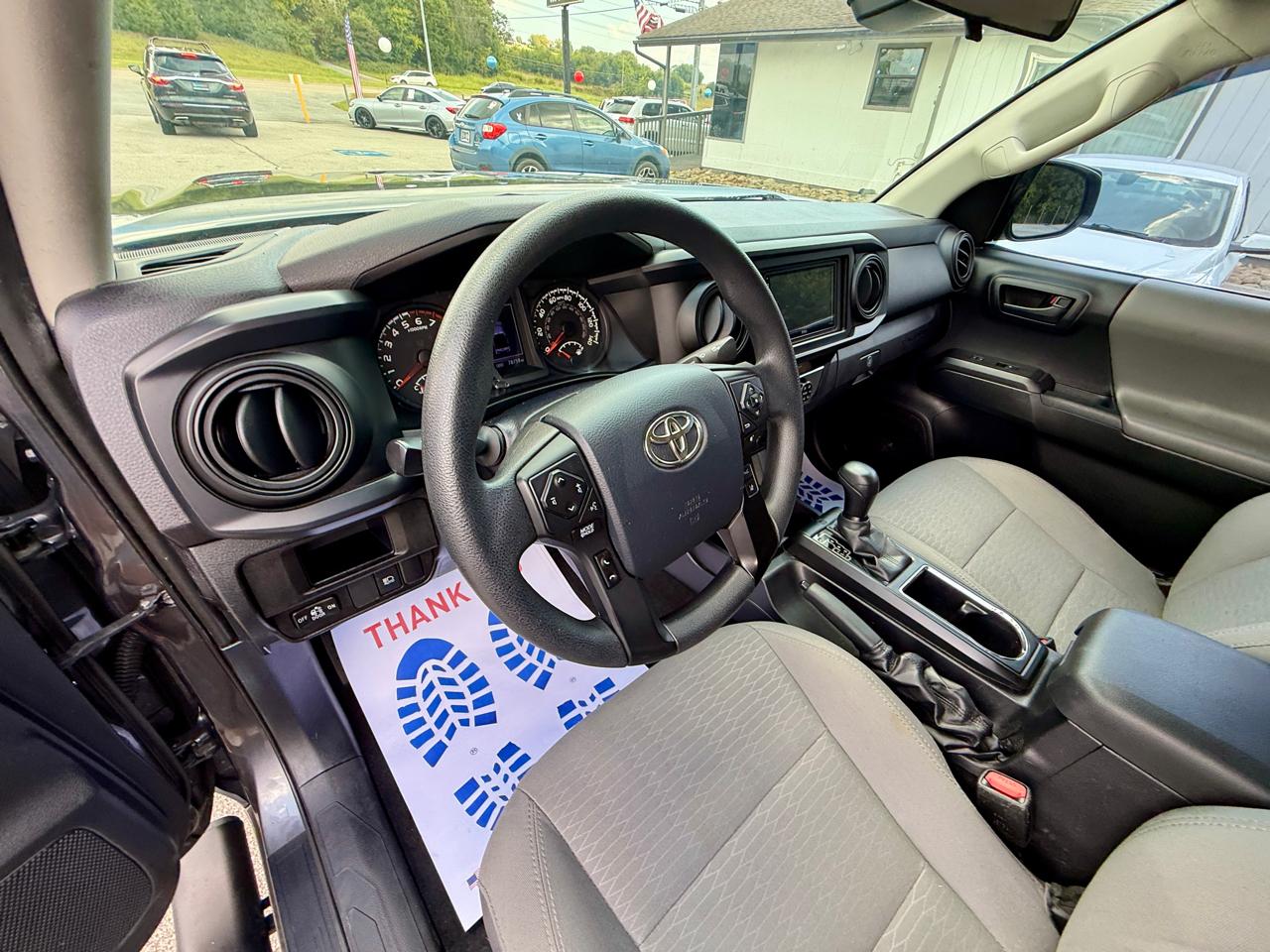 Toyota Tacoma SR Double Cab 5' Bed I4 4x2 AT (Natl) 2018