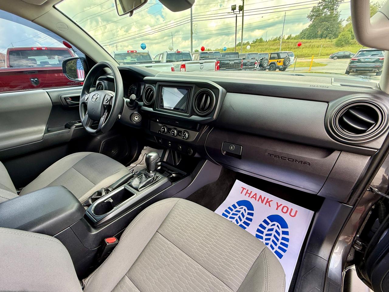 Toyota Tacoma SR Double Cab 5' Bed I4 4x2 AT (Natl) 2018