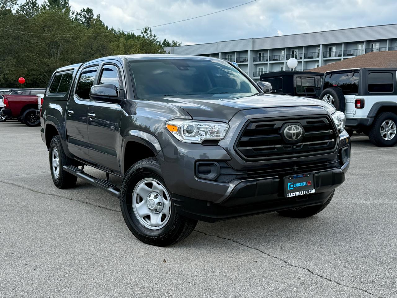 Toyota Tacoma SR Double Cab 5' Bed I4 4x2 AT (Natl) 2018
