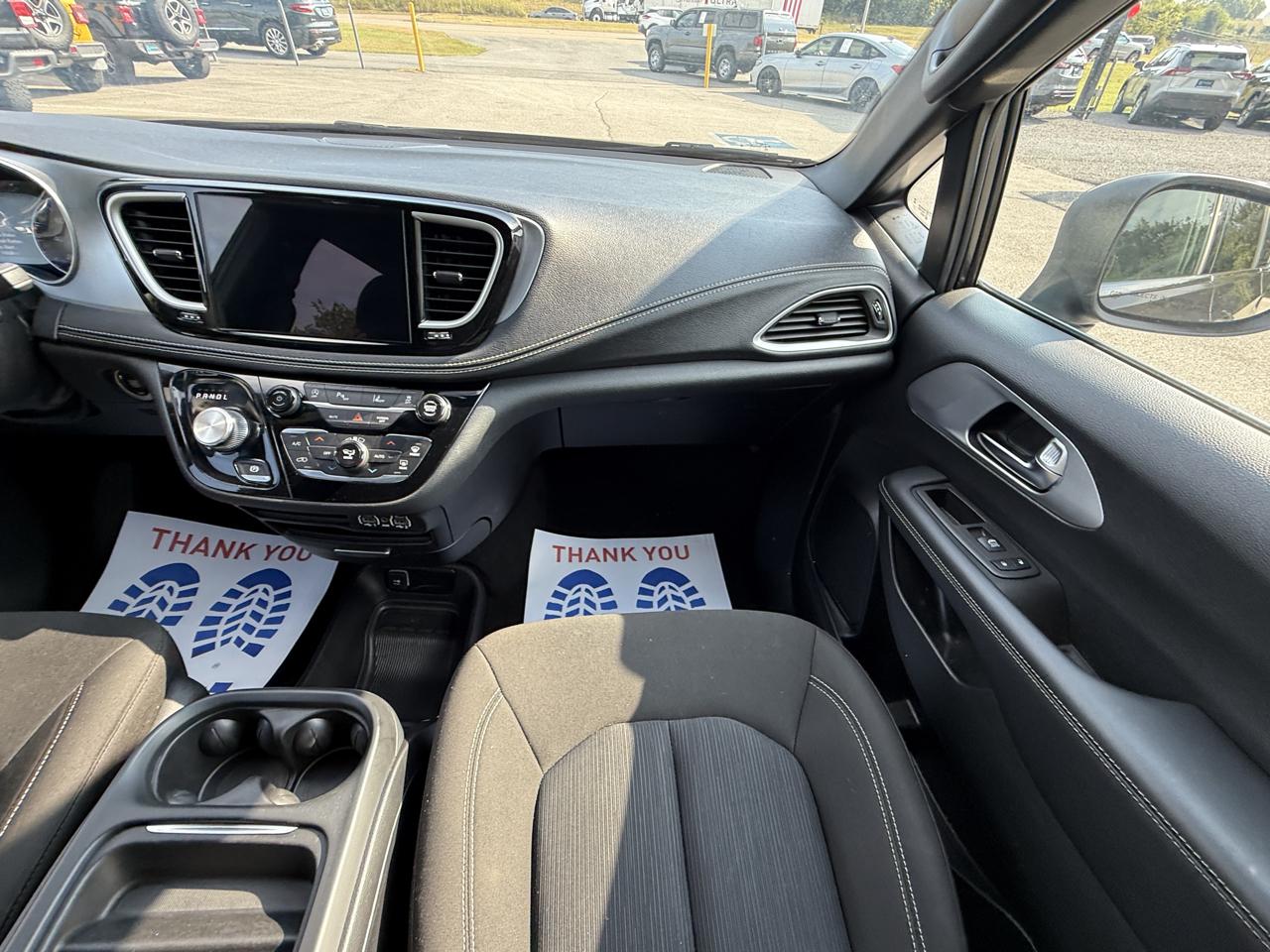 Chrysler Pacifica  2023